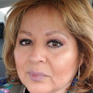 Meet your Posher, Rosalinda